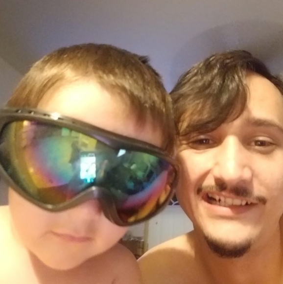 Meet your Posher, Sean - Picture 1 of 1